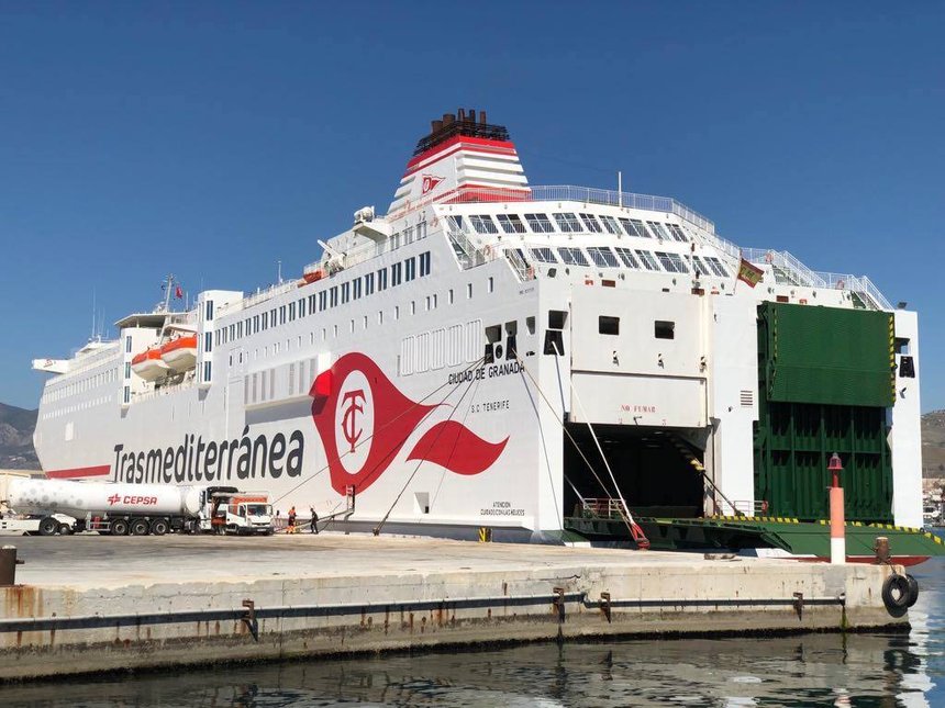 نقل مجاني للمساعدات والمنقذين ومعدات الإنقاذ بين إسبانيا والمغرب