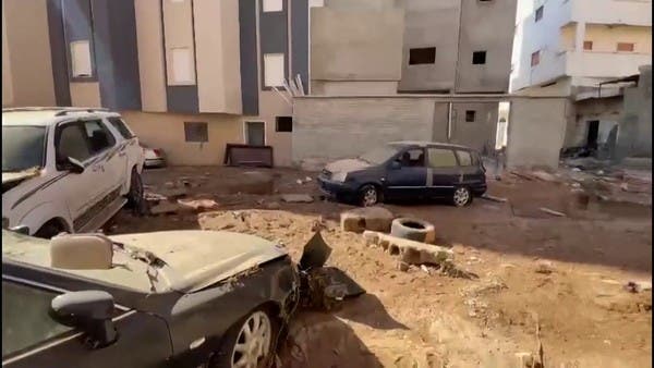يصدم رجال الإنقاذ.. اكتشاف مروع بين موتى فيضان ليبيا