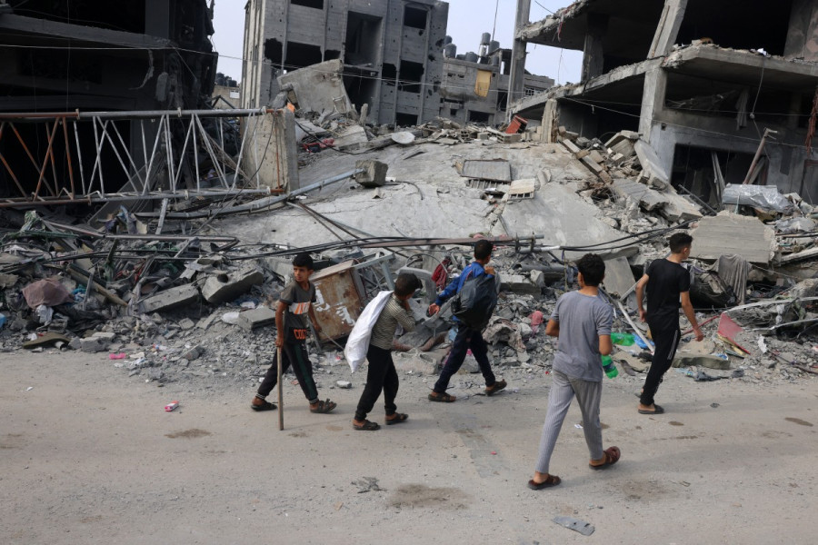 بعد ليلة من الاشتباكات العنيفة.. قوات الاحتلال تواصل قصفها على كافة مناطق قطاع غزة