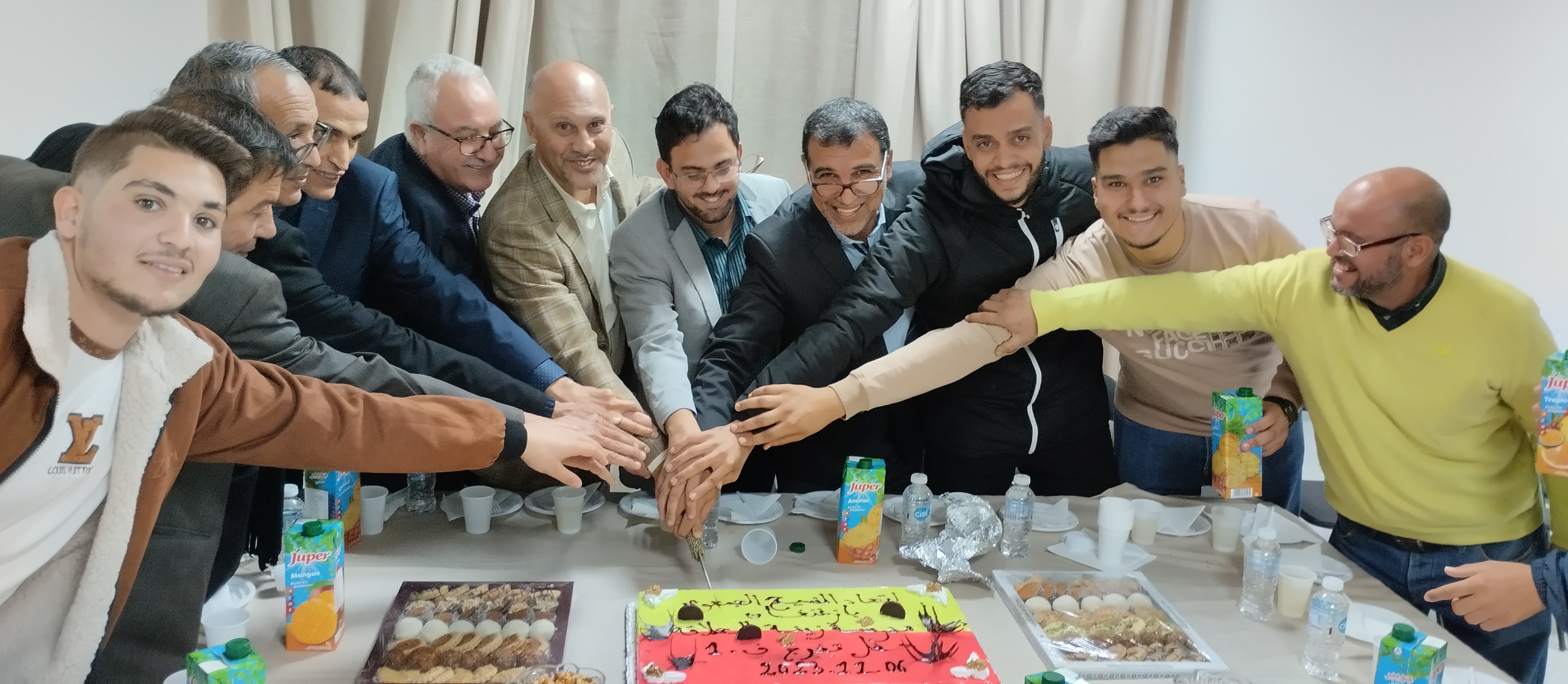اتحاد النسيج الجمعوي بأزغنغان يحتفي بخريجي الفوج الأول شعبة الحلاقة