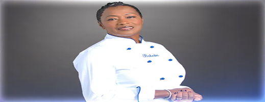 الطباخة السابقة للملك محمدالسادس تسرد ذكرياتها في مطابخ القصر الملكي  الطباخة السابقة للملك محمدالسادس تسرد ذكرياتها في مطابخ القصر الملكي