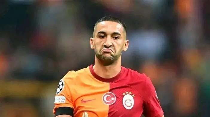 غلطة سراي يصدم زياش ويرفض له طلبا