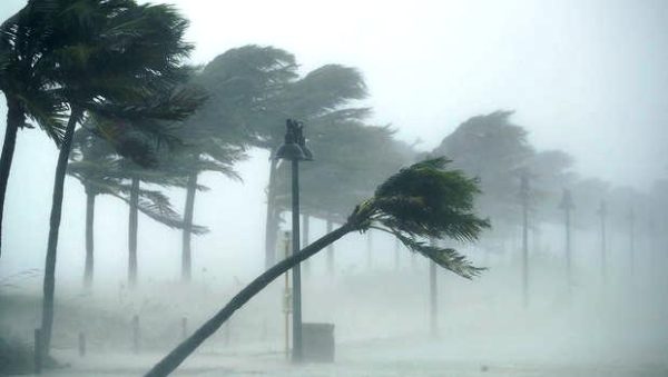 الرياح العاصفية تنهي حياة ثلاثة أشخاص بالناظور