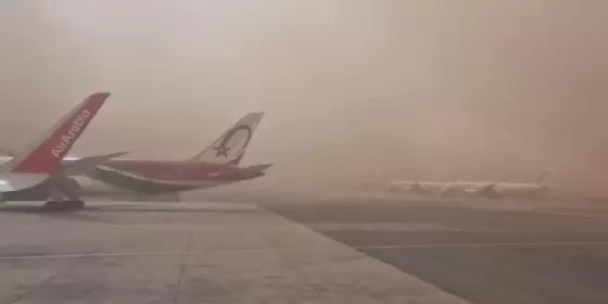 اضطرت إحداها للهبوط بالناظور.. طائرات ركاب تفشل في الوصول لمطارات المملكة بسبب الإضطراب الجوي