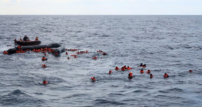 الحمض النووي يكشف هوية ضحايا غرق قارب للهجرة السرية ببني شيكر الحمض النووي يكشف هوية ضحايا غرق قارب للهجرة السرية ببني شيكر