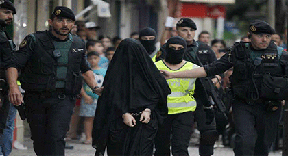 إعتقال فتاة مغربية كانت تعتزم الإلتحاق بتنظيم "داعش" بإسبانيا