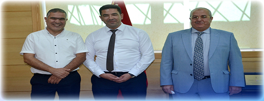 دراسة مشاريع ومطالب إقليم الدريوش يجمع رئيس المجلس الإقليمي ومكنيف برئيس جهة الشرق دراسة مشاريع ومطالب إقليم الدريوش يجمع رئيس المجلس الإقليمي ومكنيف برئيس جهة الشرق