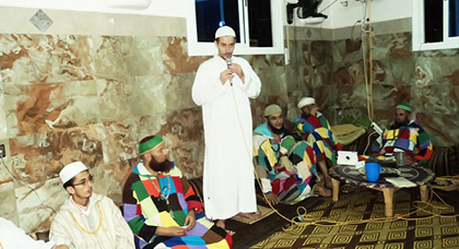  فرنسيان يعلنان دخولهما الإسلام بالزاوية الكركرية بالعروي