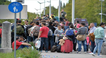 غريب.. ناظوريون يستغلون وضعية السوريين اللاجئين "للحريك" إلى ألمانيا