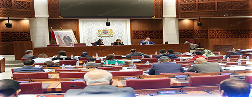 برلماني "ينتفض" داخل البرلمان بسبب البيع والشراء في الدكتوراه بالجامعات المغربية