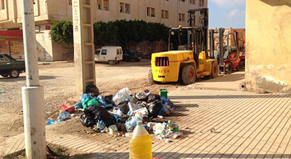 ساكنة العروي تشتكي انتشار النفايات وسط أحياء المدينة‎