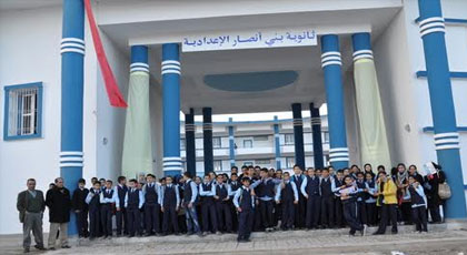 تلامذة ثانوية إعدادية بني أنصار لا يدرسون مادة "الرياضيات" وهذا هو السبب