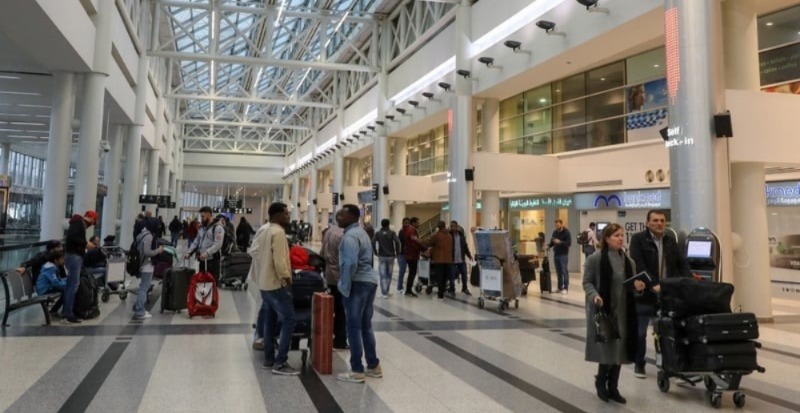 مهاجر مغربي يستغل شركات وهمية في النصب على راغبين في الهجرة مهاجر مغربي يستغل شركات وهمية في النصب على راغبين في الهجرة