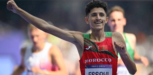 بعد أزيد من عقدين.. العداء المغربي أنس الساعي يحطم رقم هشام الكروج بعد أزيد من عقدين.. العداء المغربي أنس الساعي يحطم رقم هشام الكروج