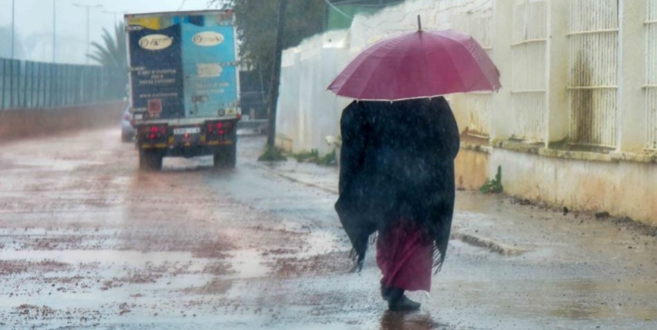 نشرة إنذارية.. تساقطات ثلجية وأمطار منتظرة اعتبارا من اليوم السبت نشرة إنذارية.. تساقطات ثلجية وأمطار منتظرة اعتبارا من اليوم السبت