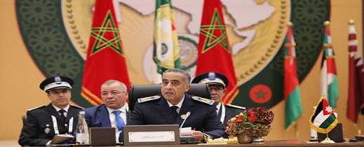 توشيح عبد اللطيف حموشي بوسام الأمير نايف للأمن العربي من الدرجة الأولى توشيح عبد اللطيف حموشي بوسام الأمير نايف للأمن العربي من الدرجة الأولى
