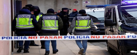 اعتقال “نصاب” تسبب في غرامات باهظة لسكان مليلية اعتقال “نصاب” تسبب في غرامات باهظة لسكان مليلية