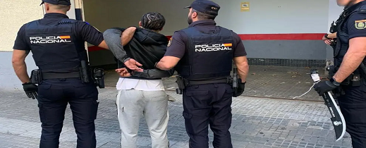 تفكيك "مافيا المسروقات" بين برشلونة والمغرب.. والزعيم في قبضة الأمن بعد 40 اعتقالا