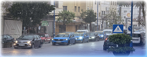 أمطار غزيرة مصحوبة بالبرد تعم عدداً من جماعات إقليم الحسيمة