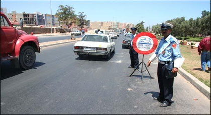 هام بالنسبة للسائقين... هذه جديد مدونة السير بعد خفض مبلغ الغرامة وإلغاء حجز السيارة هام بالنسبة للسائقين... هذه جديد مدونة السير بعد خفض مبلغ الغرامة وإلغاء حجز السيارة