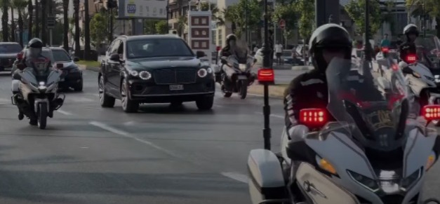 ولي العهد مولاي الحسن يحل بتطوان بمناسبة الذكرى الـ26 لعيد العرش ولي العهد مولاي الحسن يحل بتطوان بمناسبة الذكرى الـ26 لعيد العرش