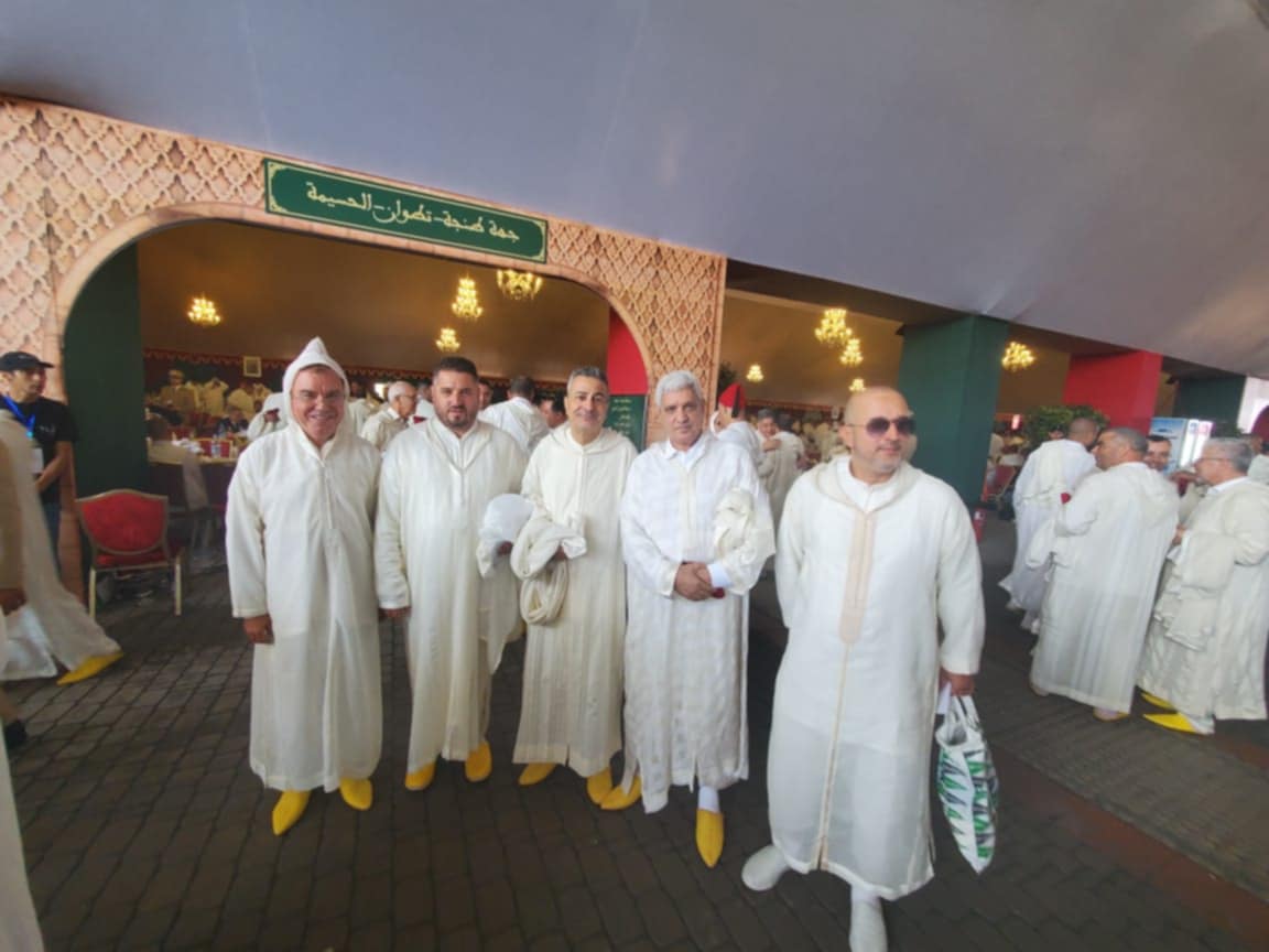 وفد الحسيمة يشارك في حفل الولاء أمام الملك بتطوان