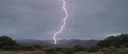 الأرصاد الجوية تحذر: أمطار رعدية مرتقبة في الحسيمة بالتزامن مع ارتفاع قياسي في درجات الحرارة الأرصاد الجوية تحذر: أمطار رعدية مرتقبة في الحسيمة بالتزامن مع ارتفاع قياسي في درجات الحرارة