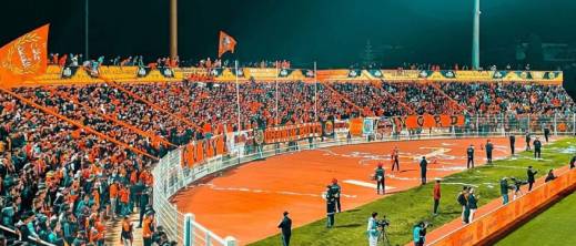 نهضة بركان تضع يدها رسميا على الملعب البلدي نهضة بركان تضع يدها رسميا على الملعب البلدي