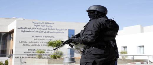 مكتب الأبحاث القضائية يحبط مخططا إرهابيا لشاب في الـ18 من عمره مكتب الأبحاث القضائية يحبط مخططا إرهابيا لشاب في الـ18 من عمره