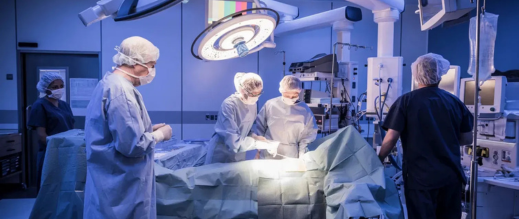 المغرب يحقق أول زراعة كلية بين متبرع ومتلقٍ بفصائل دم مختلفة المغرب يحقق أول زراعة كلية بين متبرع ومتلقٍ بفصائل دم مختلفة