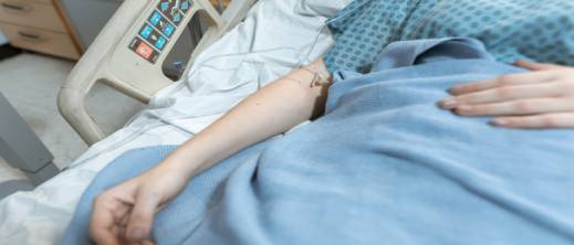 وفاة سيدة قتلت زوجها داخل المستشفى وفاة سيدة قتلت زوجها داخل المستشفى