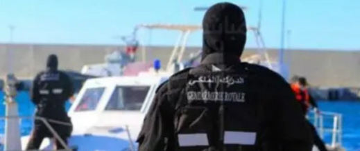 الحسيمة.. الدرك يحبط محاولة للهجرة السرية عبر قارب صيد تقليدي الحسيمة.. الدرك يحبط محاولة للهجرة السرية عبر قارب صيد تقليدي