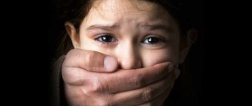 إفران.. مستجدات قضية هتك عرض قاصر بمخيم رأس الماء إفران.. مستجدات قضية هتك عرض قاصر بمخيم رأس الماء