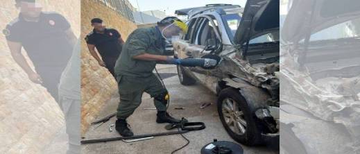 الجمارك المغربية توقف هولنديا وشابتين بمحاولة تهريب كميات ضخمة من الشيرا الجمارك المغربية توقف هولنديا وشابتين بمحاولة تهريب كميات ضخمة من الشيرا