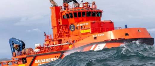 انطلقوا من سواحل الحسيمة.. إنقاذ 3 شبان مغاربة علقوا على متن دراجة مائية في عرض البحر انطلقوا من سواحل الحسيمة.. إنقاذ 3 شبان مغاربة علقوا على متن دراجة مائية في عرض البحر