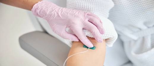 دراسة: 63% من ممرضي وتقنيي السرطان يعانون من إرهاق نفسي خطير دراسة: 63% من ممرضي وتقنيي السرطان يعانون من إرهاق نفسي خطير