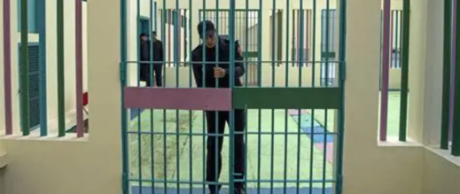 حكم بديل وفريد يقضي بزيارة السجن مرتين في الأسبوع حكم بديل وفريد يقضي بزيارة السجن مرتين في الأسبوع