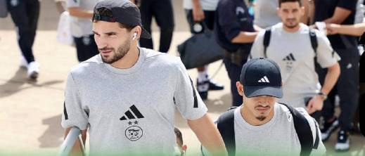 منتخب الجزائر يصل المغرب بحثا عن الثأر والتأهل لكأس العالم منتخب الجزائر يصل المغرب بحثا عن الثأر والتأهل لكأس العالم