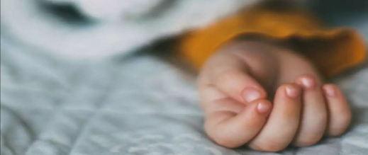 بطريقة مأساوية.. مقتل طفل على يد خاله بالصخيرات