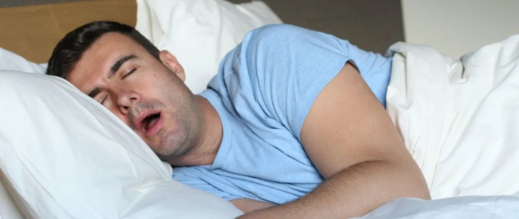 الشخير وراء 40% من حالات الطلاق في إسبانيا خلال شتنبر