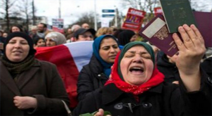 مغاربة هولندا يوجهون نداءا عاجلا لتوقيع استمارة إحتجاجا على قرار إلغاء الاتفاقية المغربية الهولندية‎