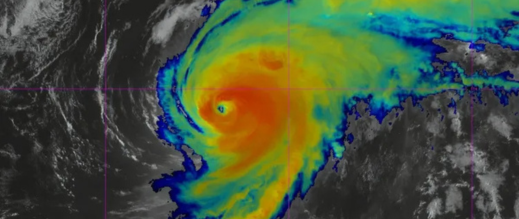 عاصفة قوية تضرب المغرب