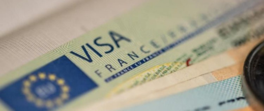 مجلس الشيوخ الفرنسي يكشف سر ارتفاع منح الفيزا للمغاربة في 2024