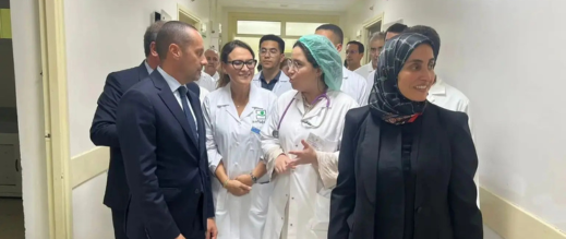 وزير الصحة يتدخل لإنقاذ تلميذة من مرض نادر بالناظور