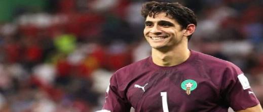 ياسين بونو: تعرضت للضرب من رجال الأمن في إسبانيا بسبب لون شعري ياسين بونو: تعرضت للضرب من رجال الأمن في إسبانيا بسبب لون شعري