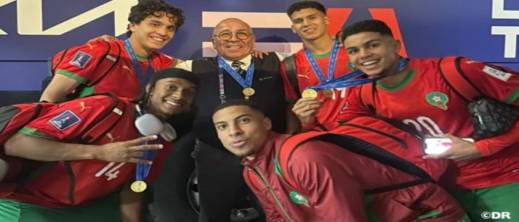 سائق حافلة في تشيلي يشيد بلاعبي المغرب: "أكثر المنتخبات احتراما وتواضعا" سائق حافلة في تشيلي يشيد بلاعبي المغرب: "أكثر المنتخبات احتراما وتواضعا"