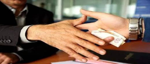 ثمانية أشهر حبسا نافذا لمفتش شرطة في قضية رشوة