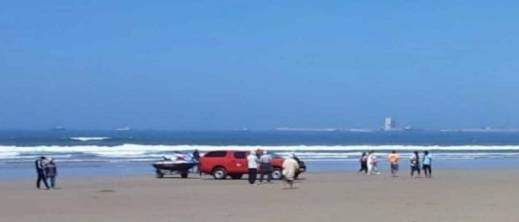 حقيبة غامضة تحتوي على رصاصات تلفت انتباه رواد شاطئ أكادير