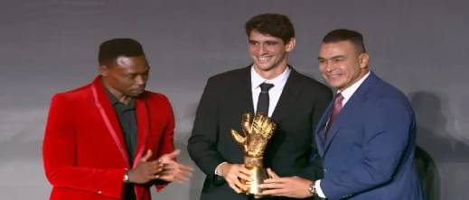 الشناوي غاضب بعد حفل الكاف وتتويج بونو بأفضل حارس