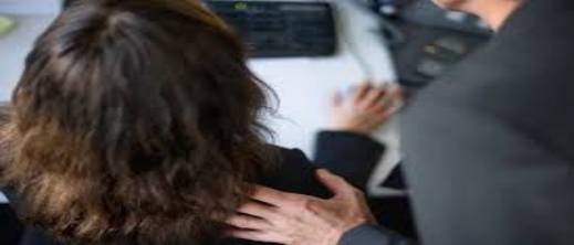 طالبة دكتوراه تتهم أستاذا جامعيا بالتحرش والابتزاز… والشرطة القضائية تدخل على الخط